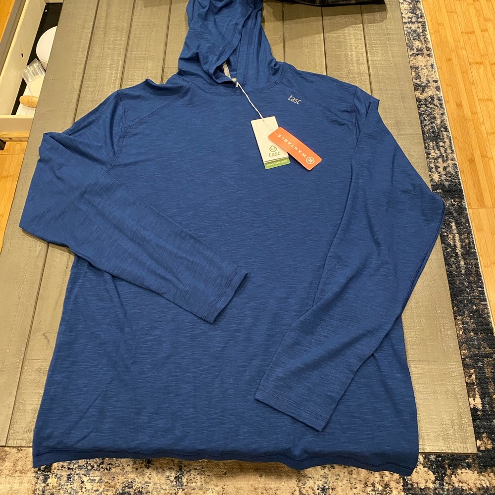 Men’s Tasc Carrollton performance hoodie
